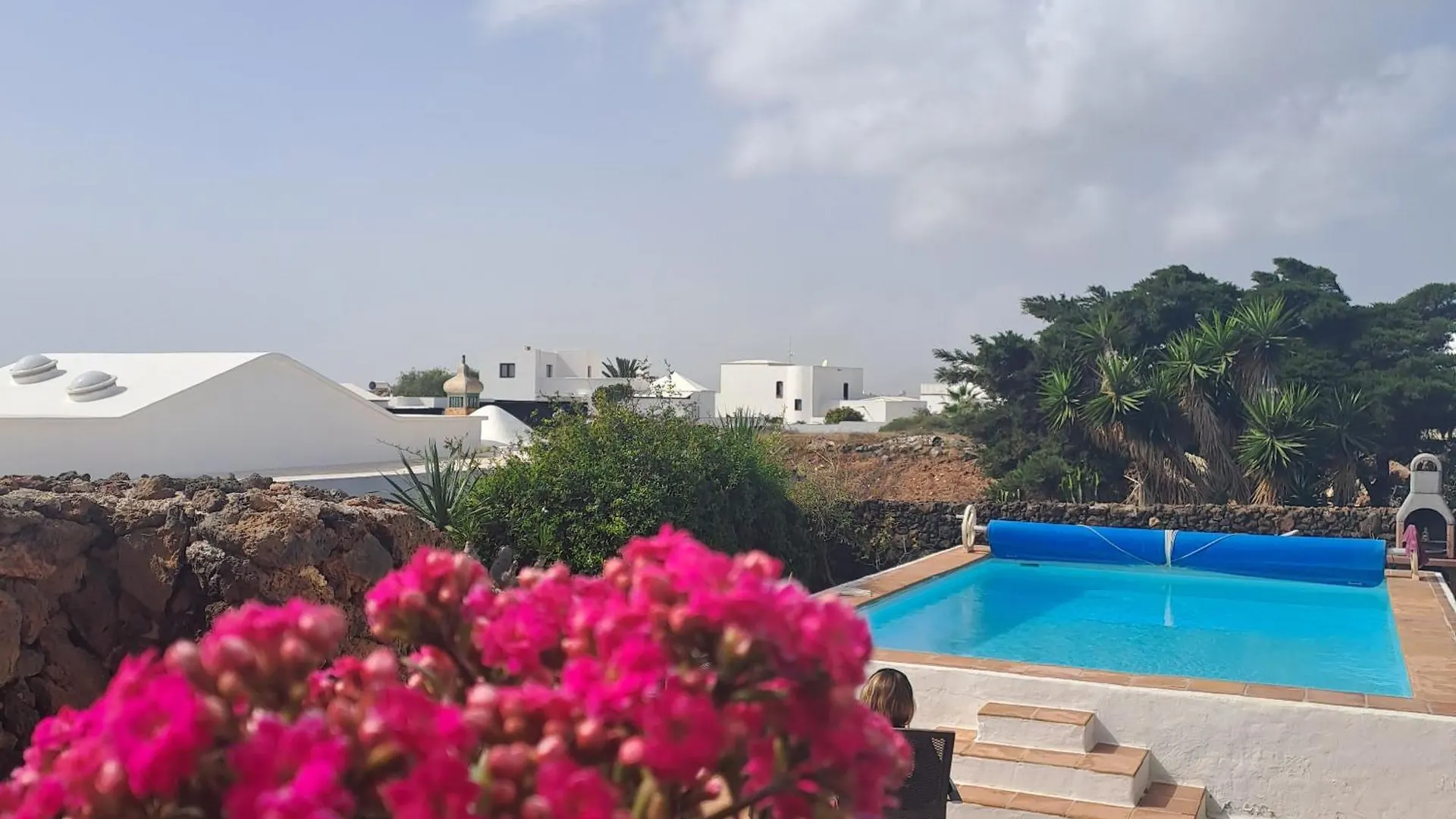 Bed & Breakfast Villa YSABELA Tías