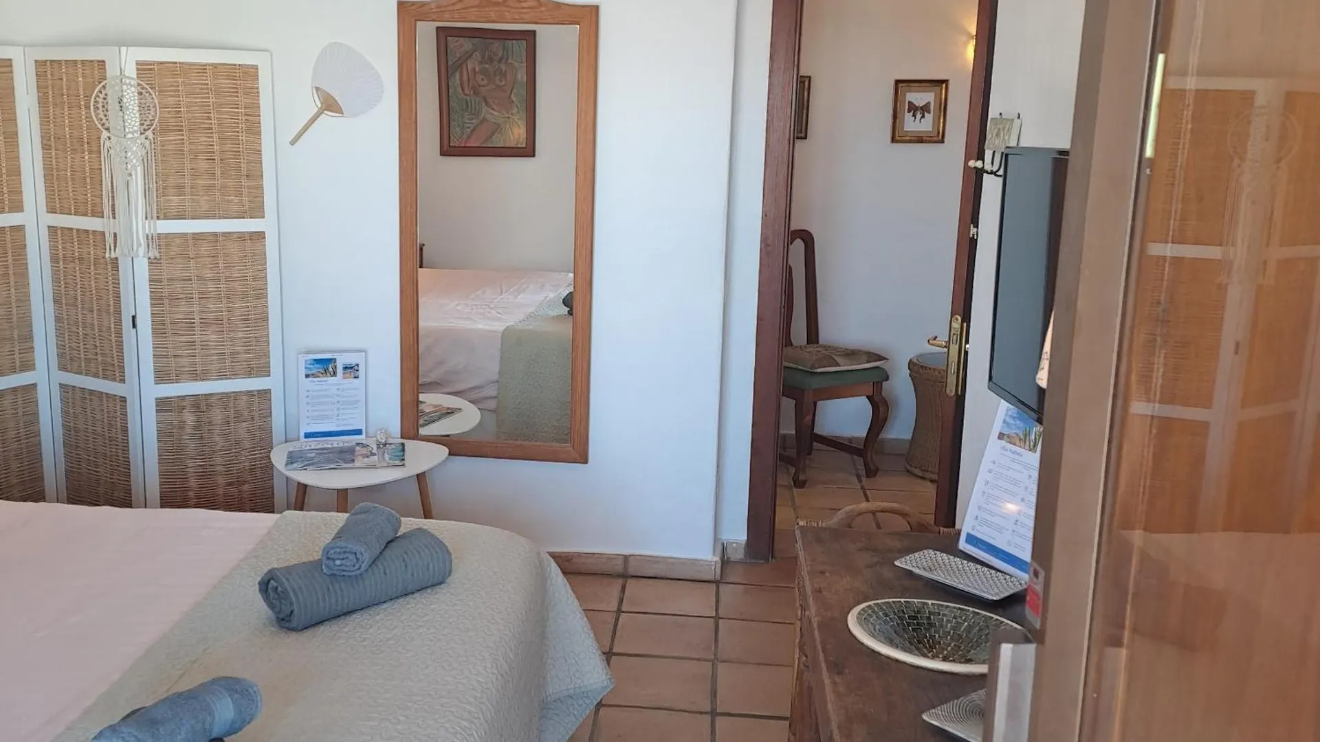 Bed & Breakfast Villa YSABELA Tías